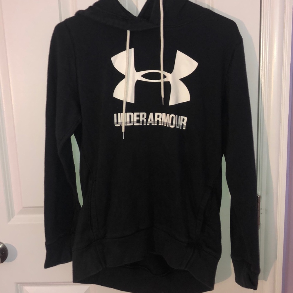 Under Armor Sweatshirt
